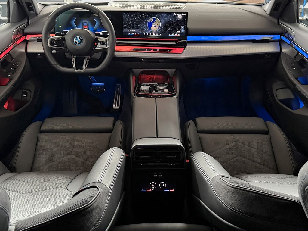 BMW i5 2025