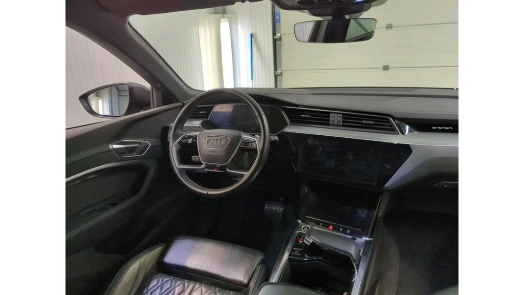 Audi e-tron 2020