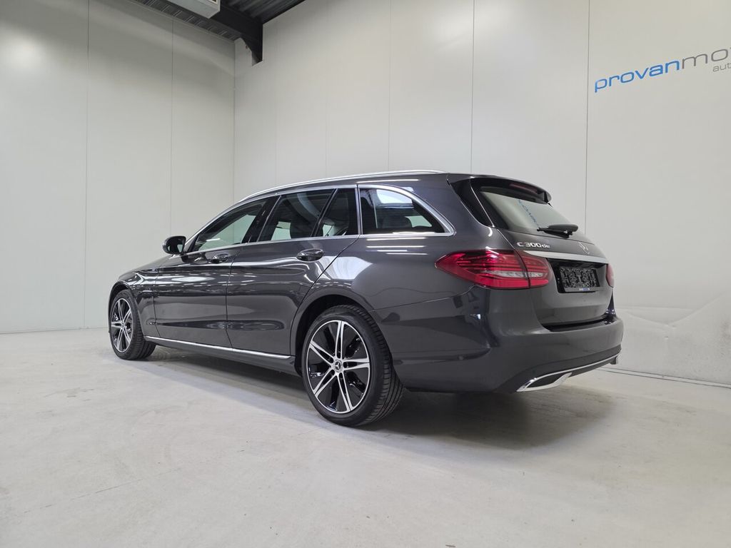 Mercedes-Benz C 300 2021