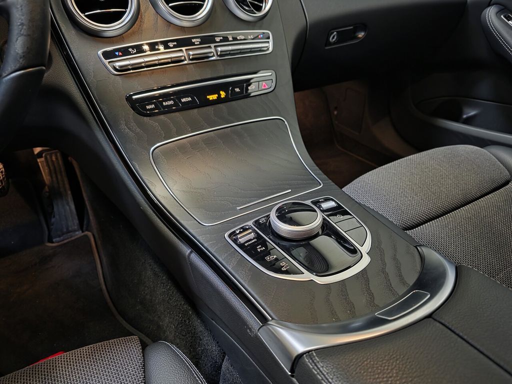 Mercedes-Benz C 300 2021