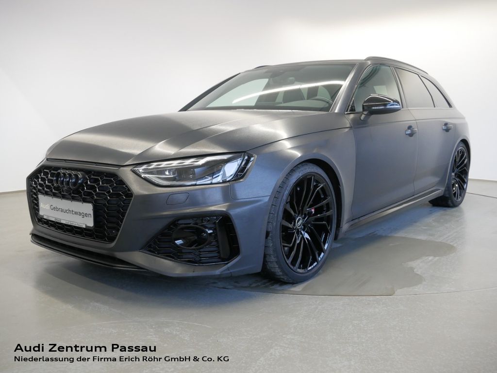 Audi RS4 2022