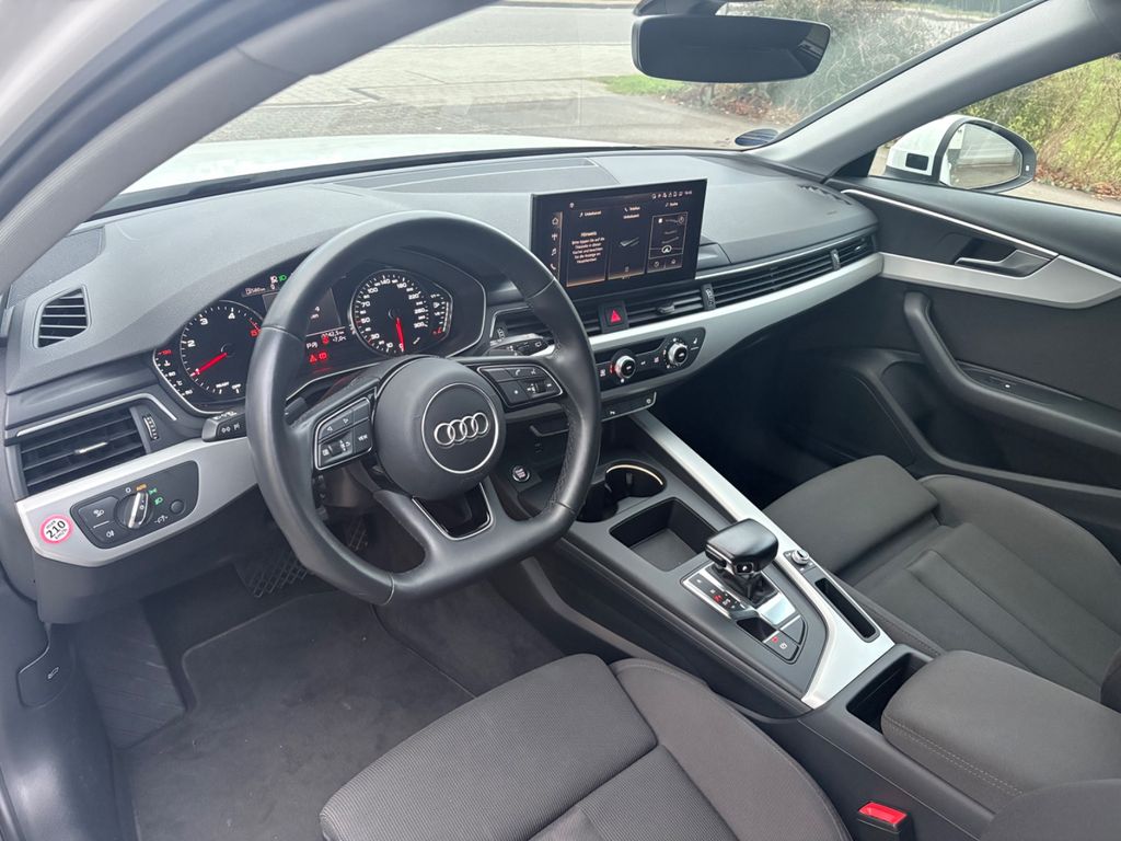 Audi A4 2022