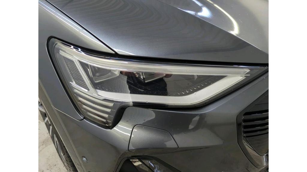 Audi e-tron 2020