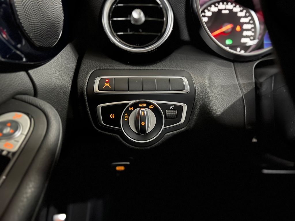 Mercedes-Benz C 300 2019