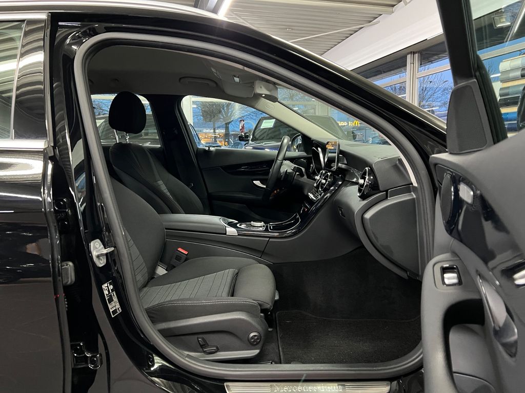 Mercedes-Benz C 300 2019