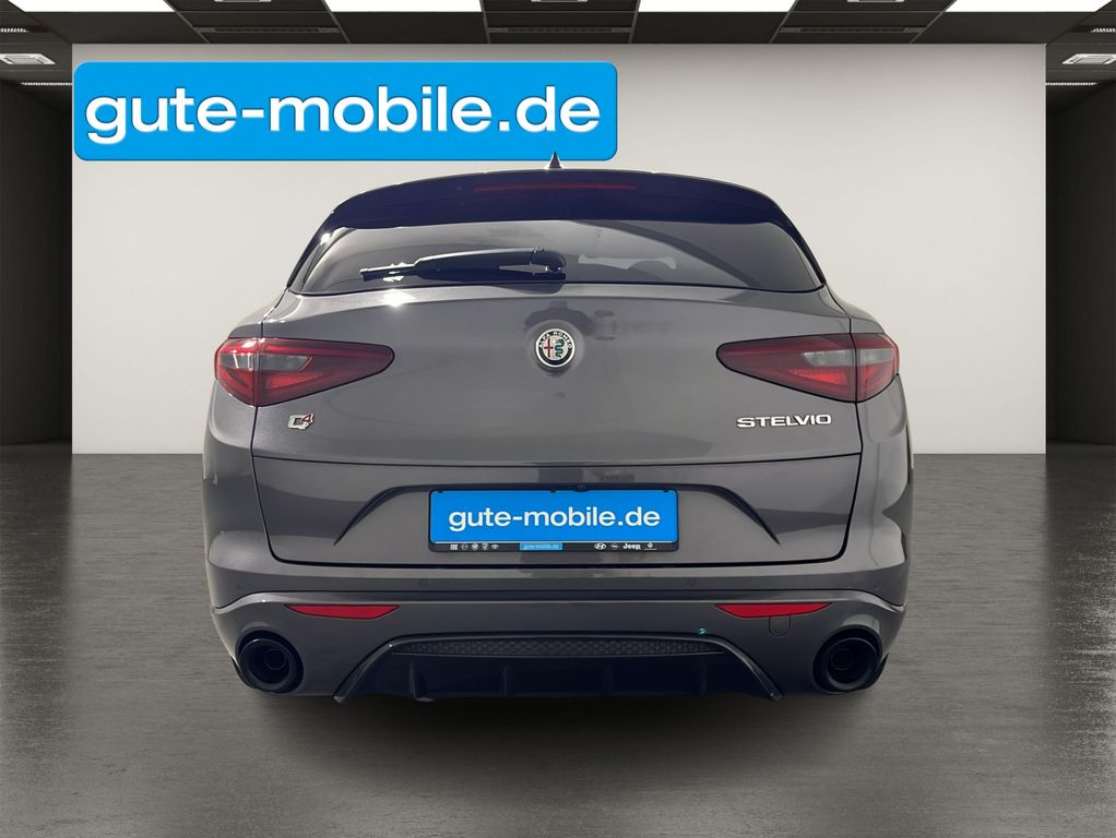 Alfa Romeo Stelvio 2022