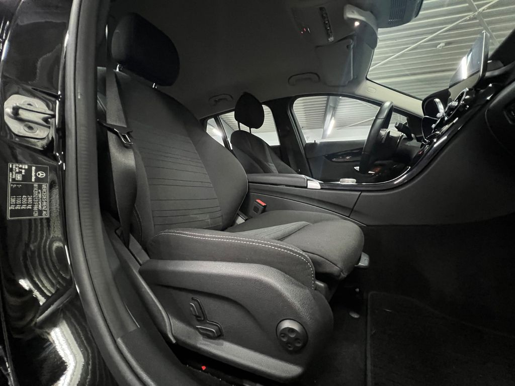 Mercedes-Benz C 300 2019