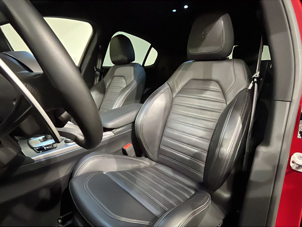 Alfa Romeo Stelvio 2022