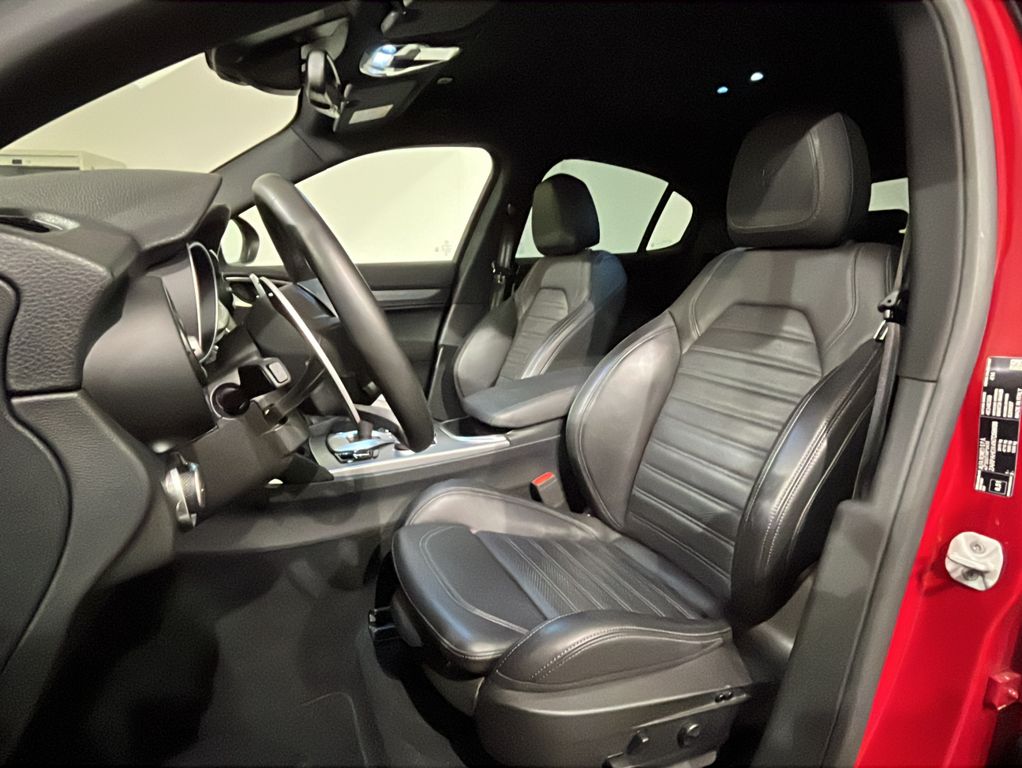 Alfa Romeo Stelvio 2022