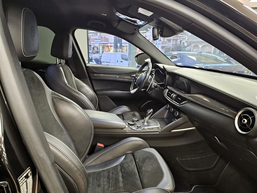 Alfa Romeo Stelvio 2020