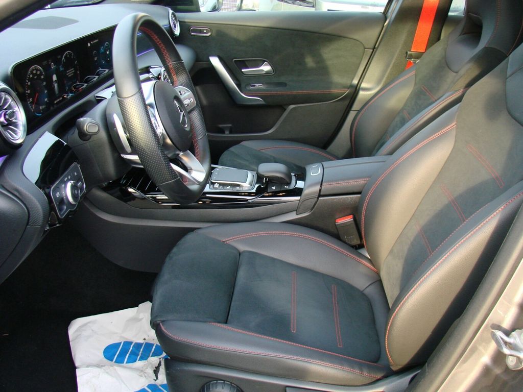 Mercedes-Benz A 35 AMG 2022