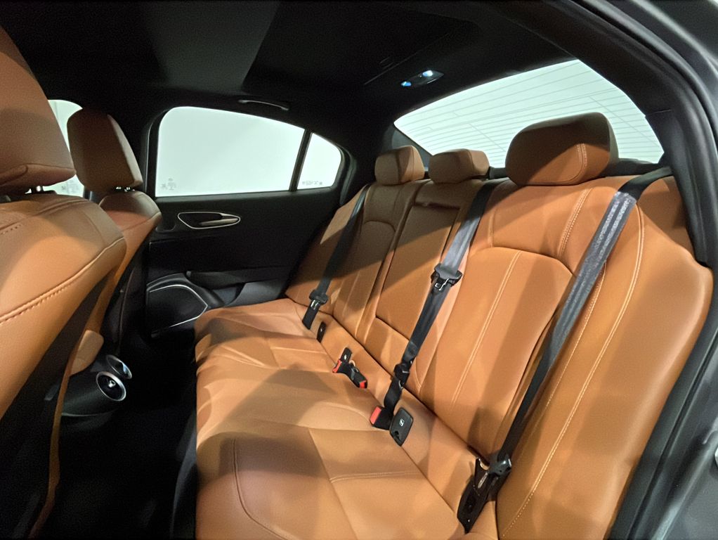 Alfa Romeo Giulia 2022