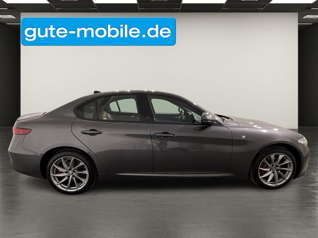 Alfa Romeo Giulia 2022