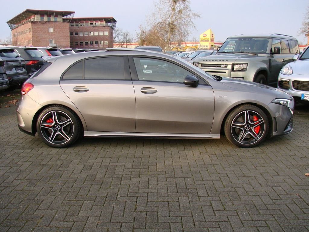Mercedes-Benz A 35 AMG 2022