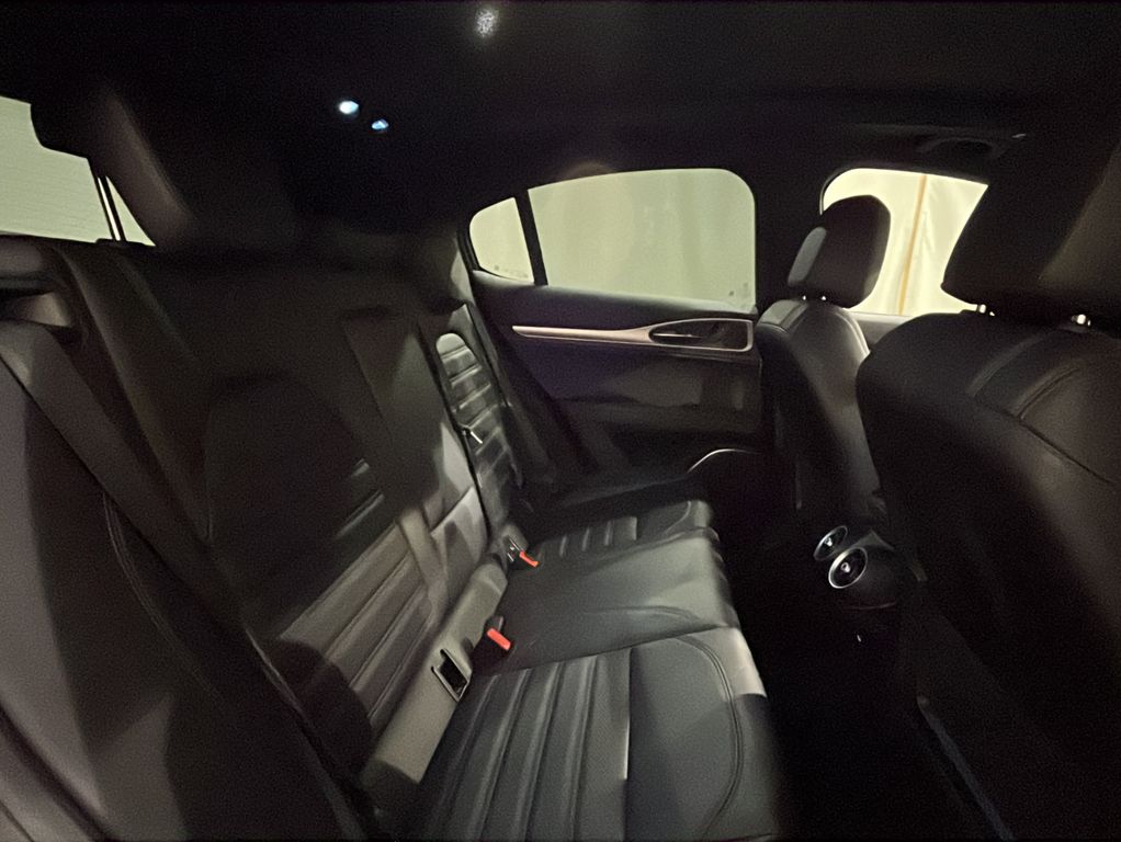 Alfa Romeo Stelvio 2022