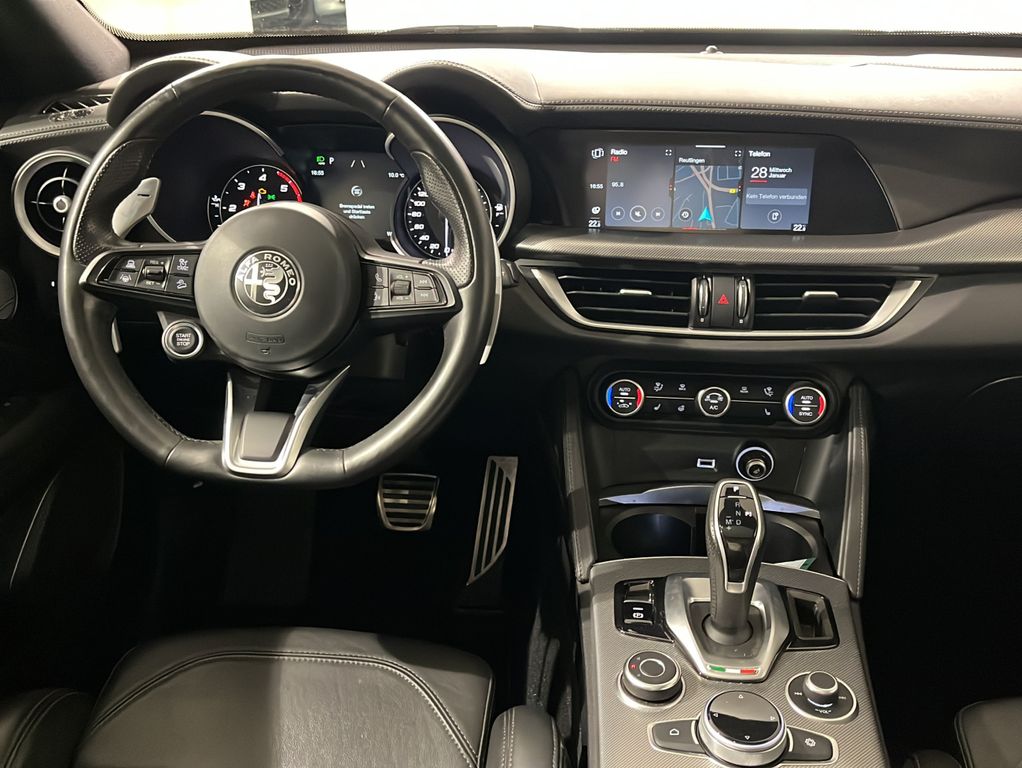 Alfa Romeo Stelvio 2022