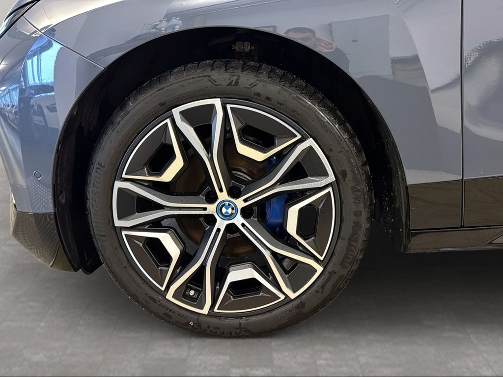 BMW iX 2024