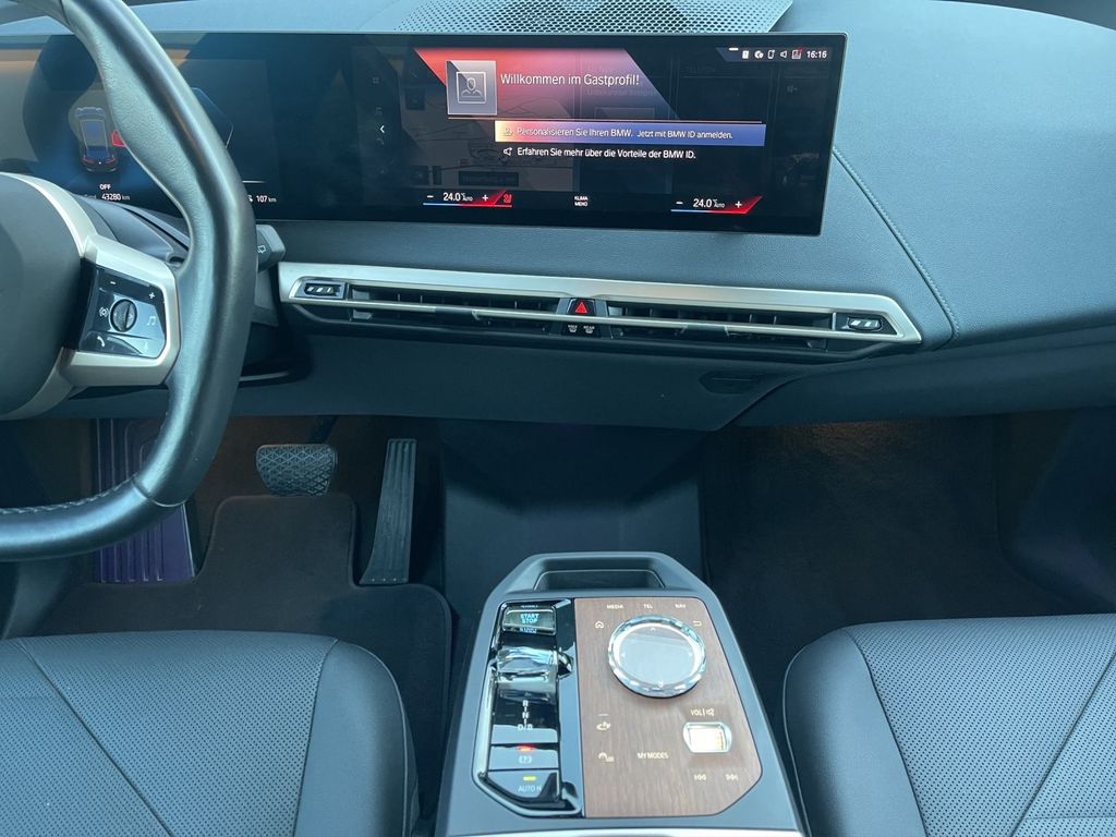 BMW iX 2022