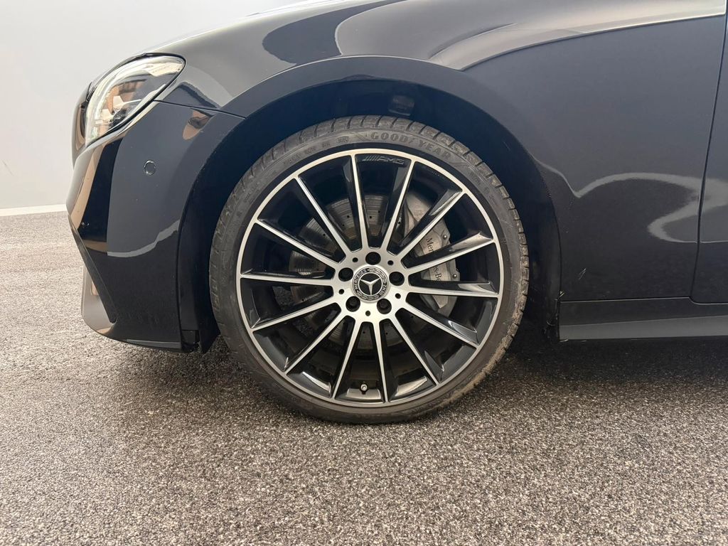 Mercedes-Benz E 400 2021