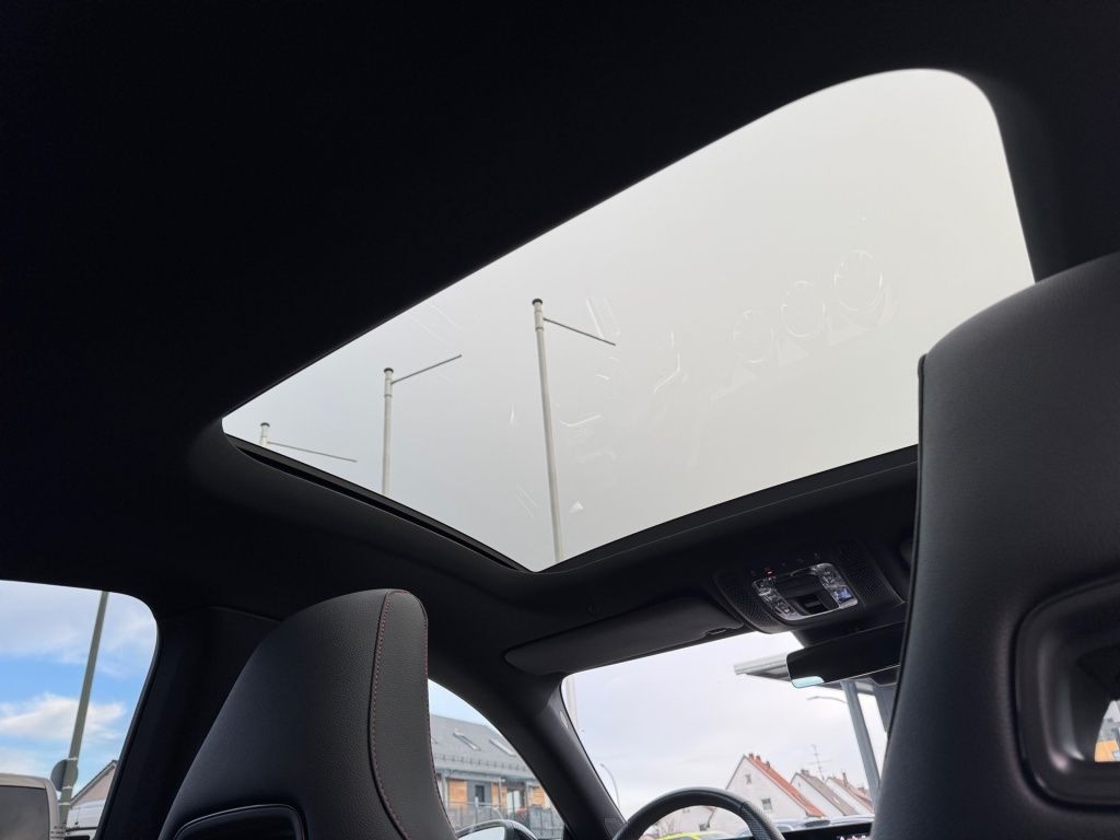 Mercedes-Benz CLA 200 2024