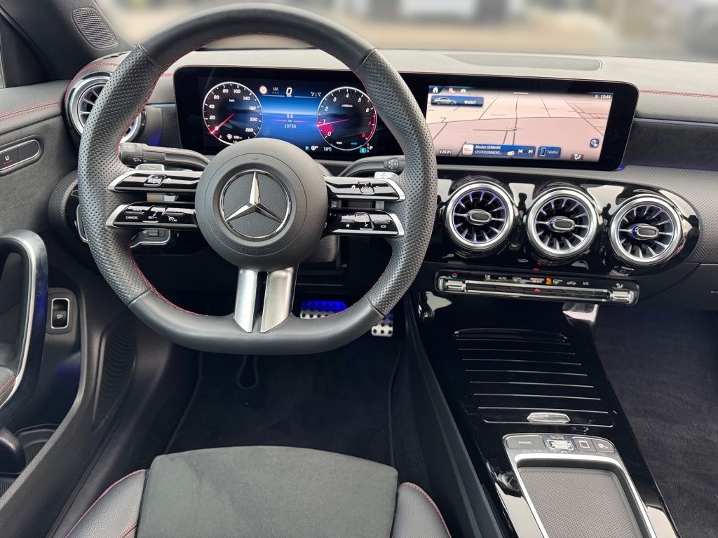 Mercedes-Benz CLA 200 2024