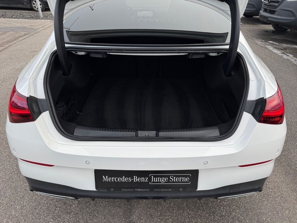 Mercedes-Benz CLA 200 2024