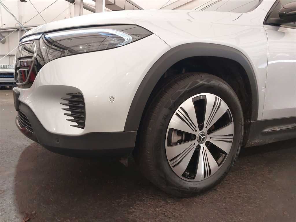 Mercedes-Benz EQB 2023