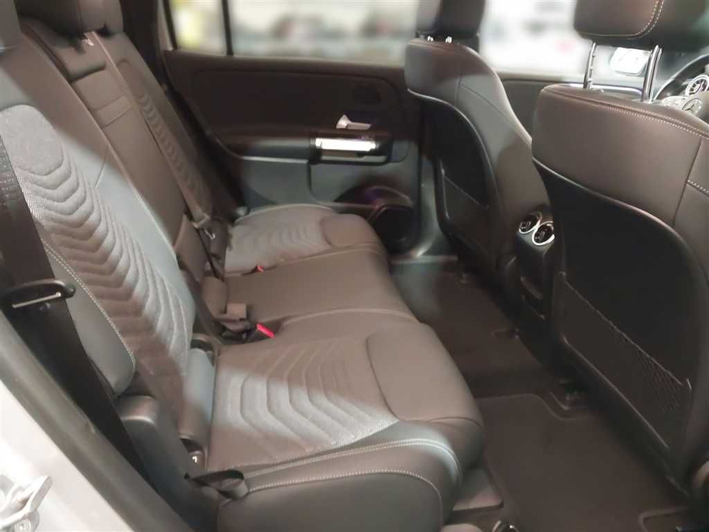 Mercedes-Benz EQB 2023