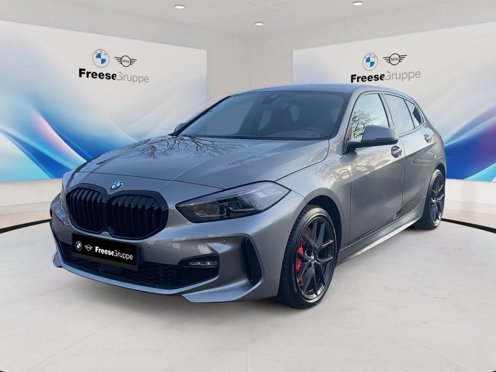 BMW 120 2022
