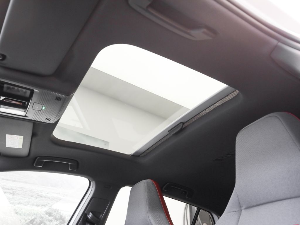 Volkswagen Golf 2023