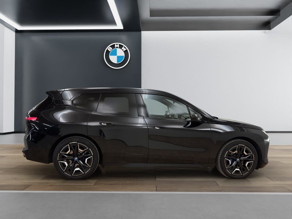 BMW iX 2022