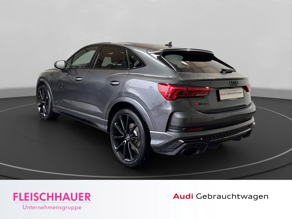 Audi RSQ3 2024