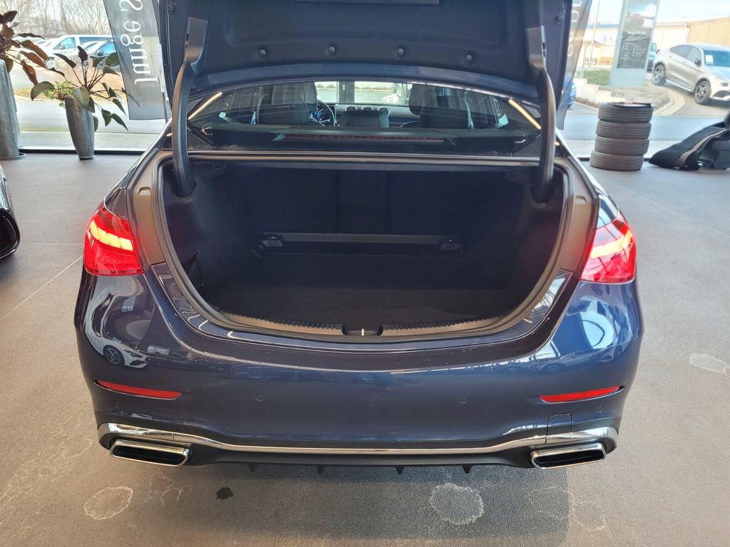 Mercedes-Benz C 300 2024