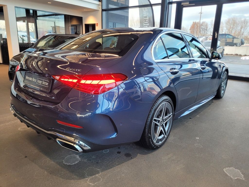 Mercedes-Benz C 300 2024