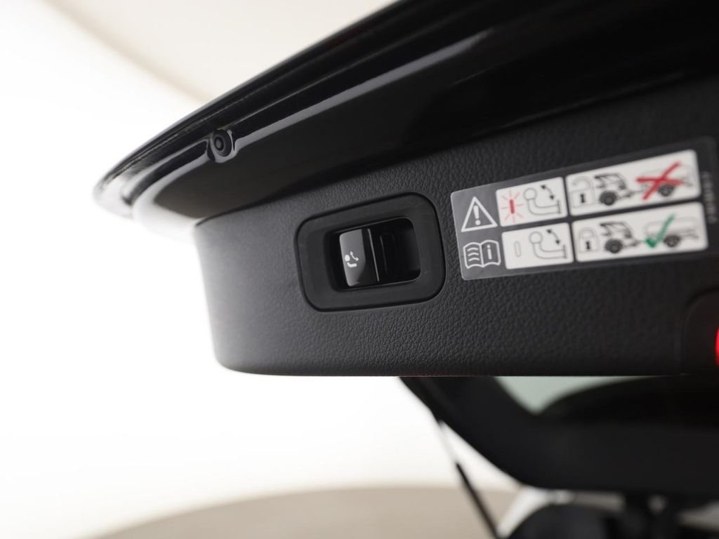 Mercedes-Benz C 220 2026