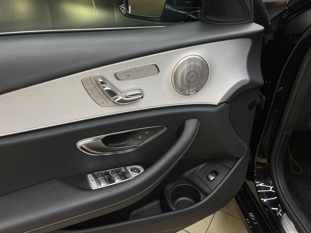 Mercedes-Benz E 300 2021