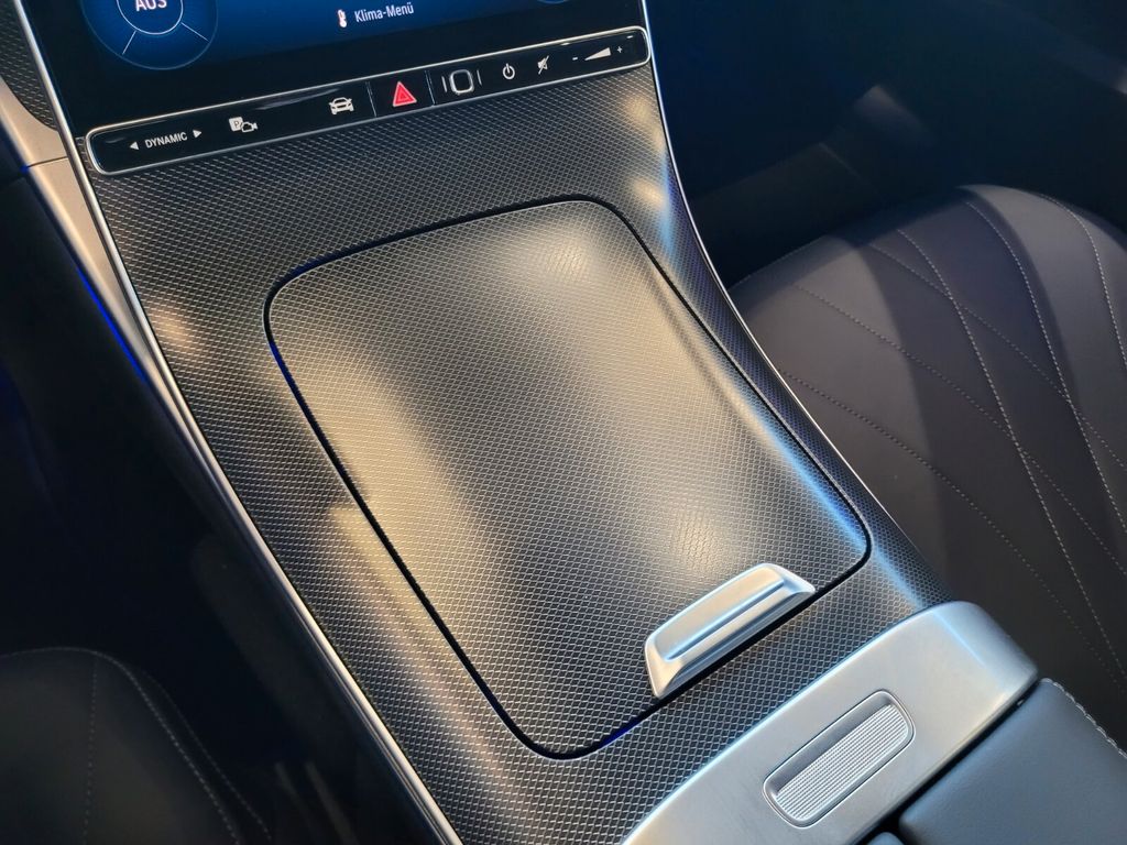 Mercedes-Benz C 300 2024