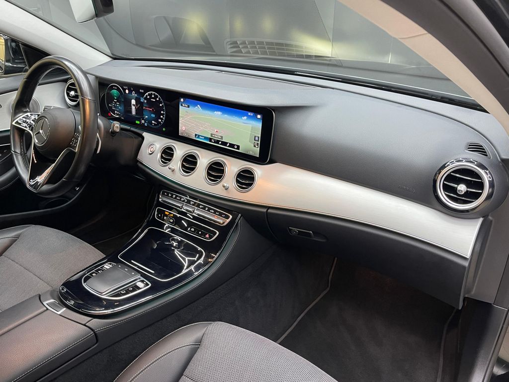 Mercedes-Benz E 300 2021