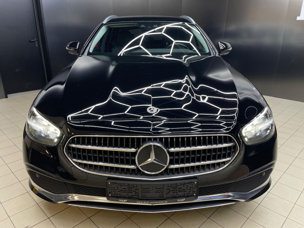 Mercedes-Benz E 300 2021