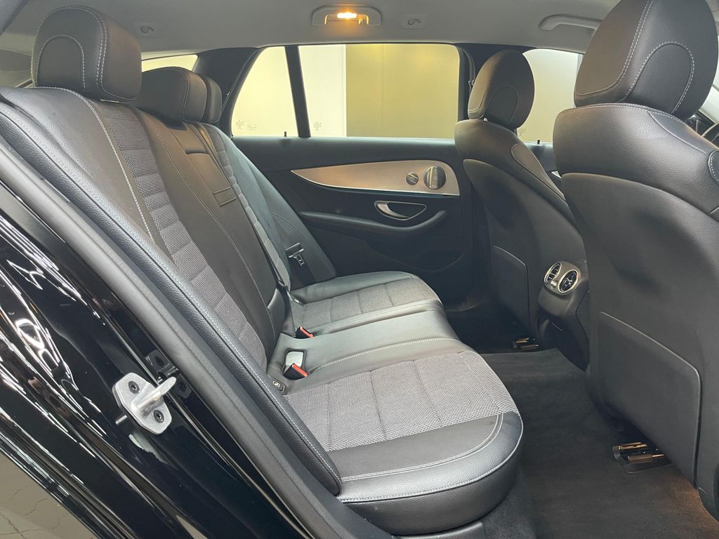 Mercedes-Benz E 300 2021