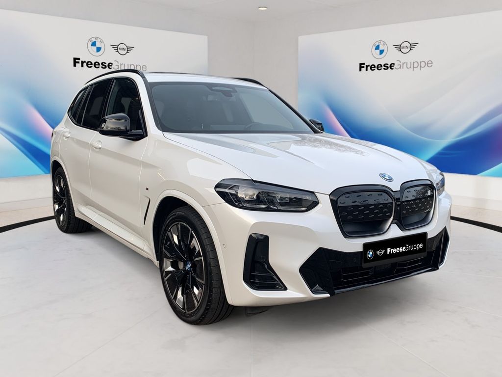 BMW iX3 2022