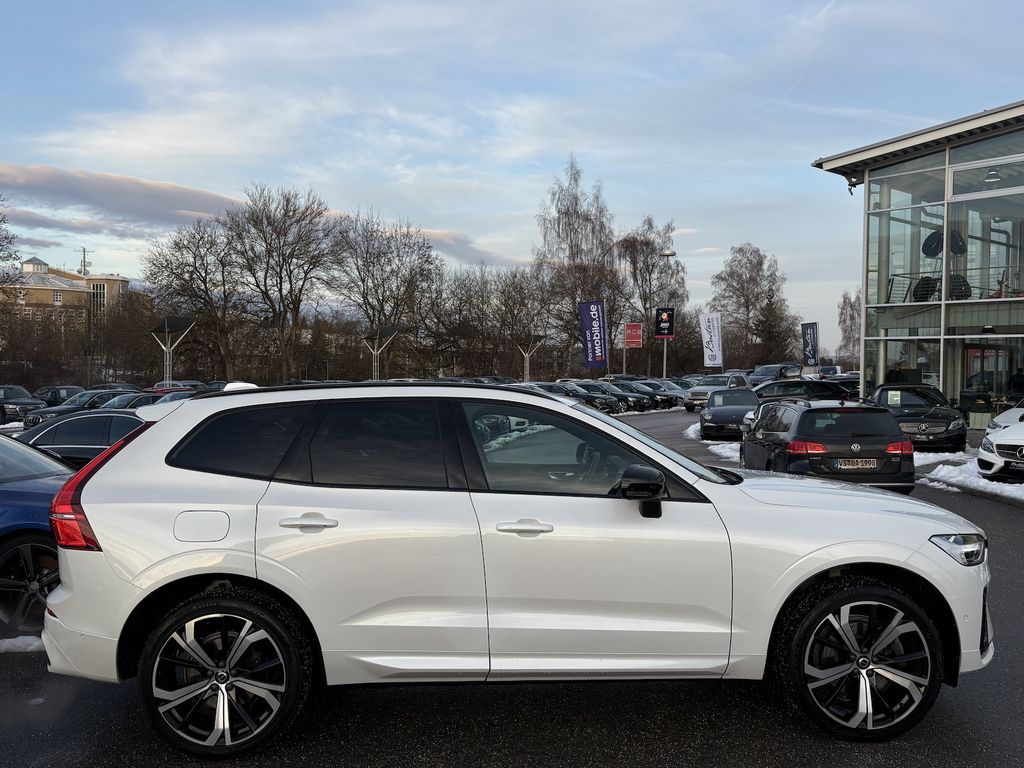 Volvo XC60 2022