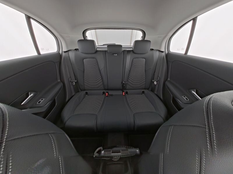 Mercedes-Benz A 250 2025