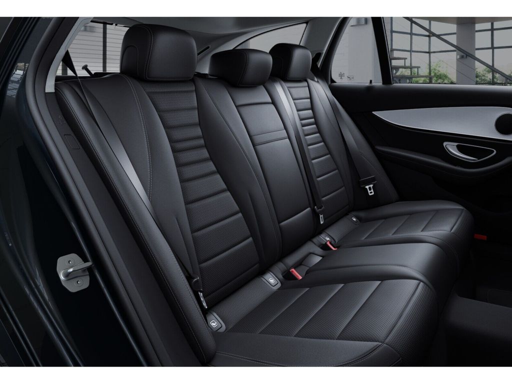 Mercedes-Benz E 220 2022