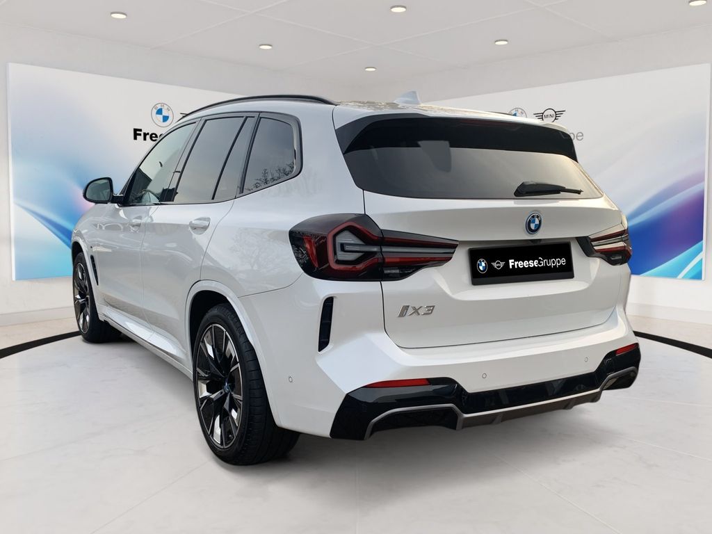 BMW iX3 2022