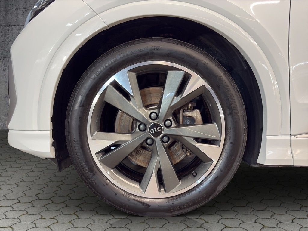 Audi Q4 e-tron 2024