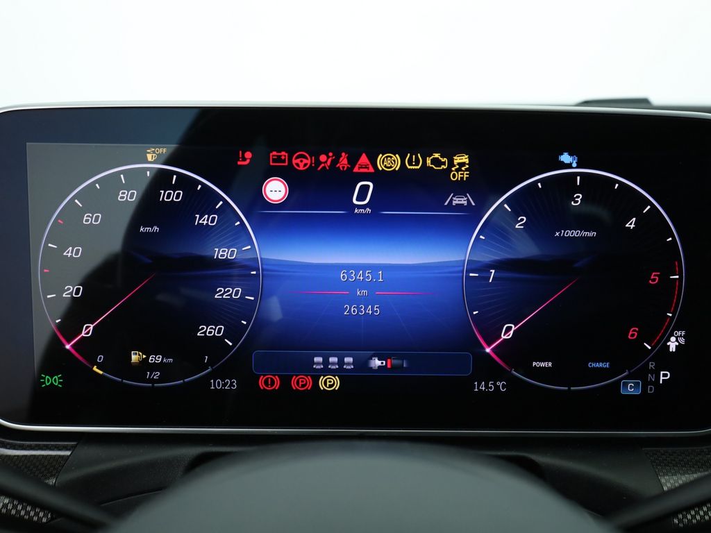 Mercedes-Benz C 300 2025