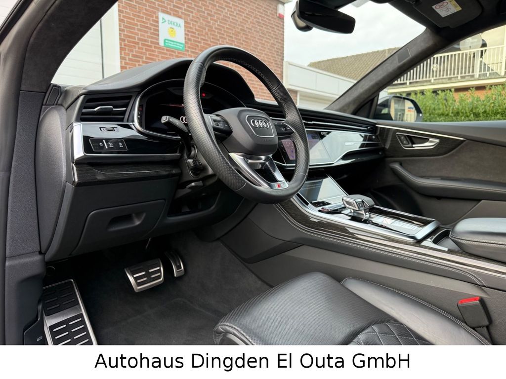 Audi SQ8 2022