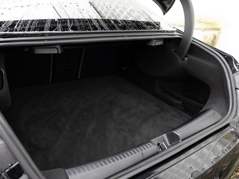 Mercedes-Benz CLA 220 2025