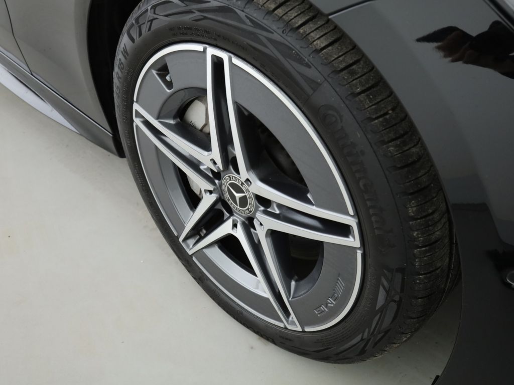 Mercedes-Benz C 300 2025